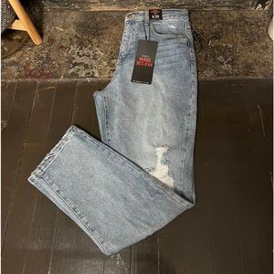NWT curvy high rise 90’s jeans